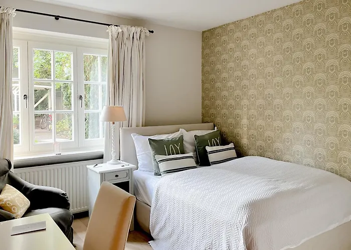 Von Deska Townhouses - Ivy House